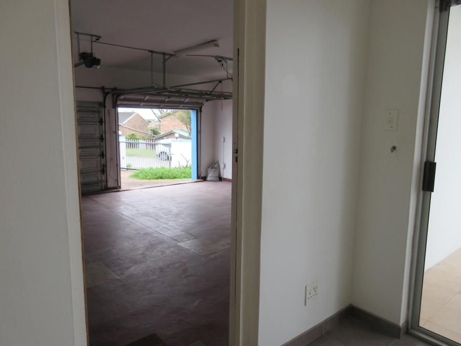To Let 2 Bedroom Property for Rent in Forest Downs Eastern Cape